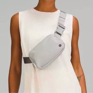 Lululemon Everywhere Belt Bag